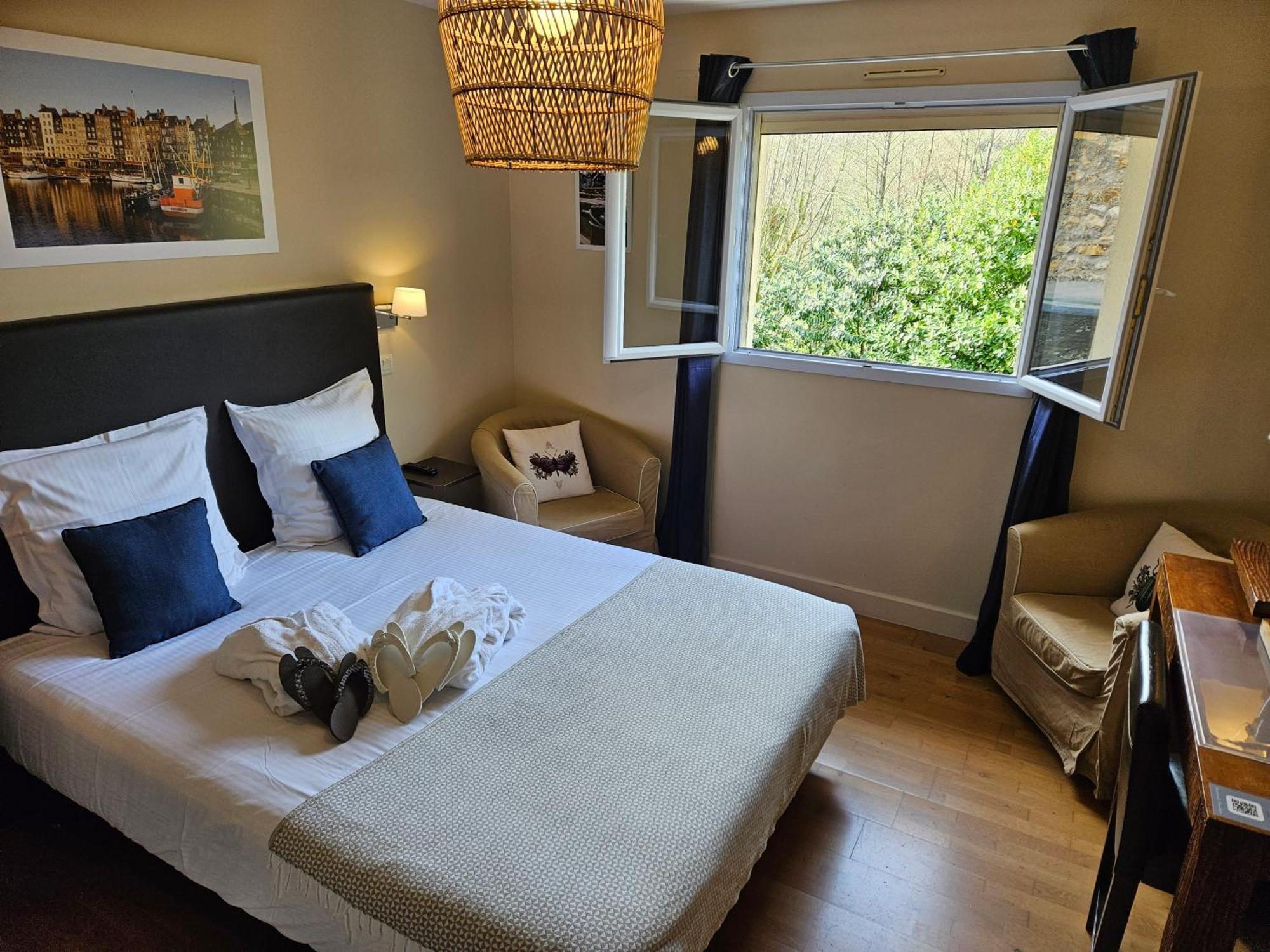 La Fraichette-Hotel & Spa La Rivière-Saint-Sauveur エクステリア 写真