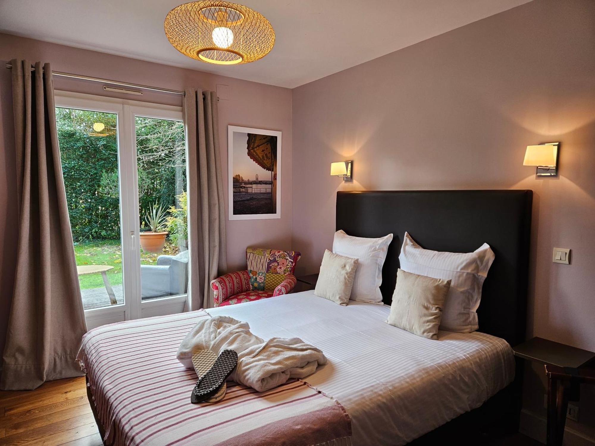 La Fraichette-Hotel & Spa La Rivière-Saint-Sauveur エクステリア 写真