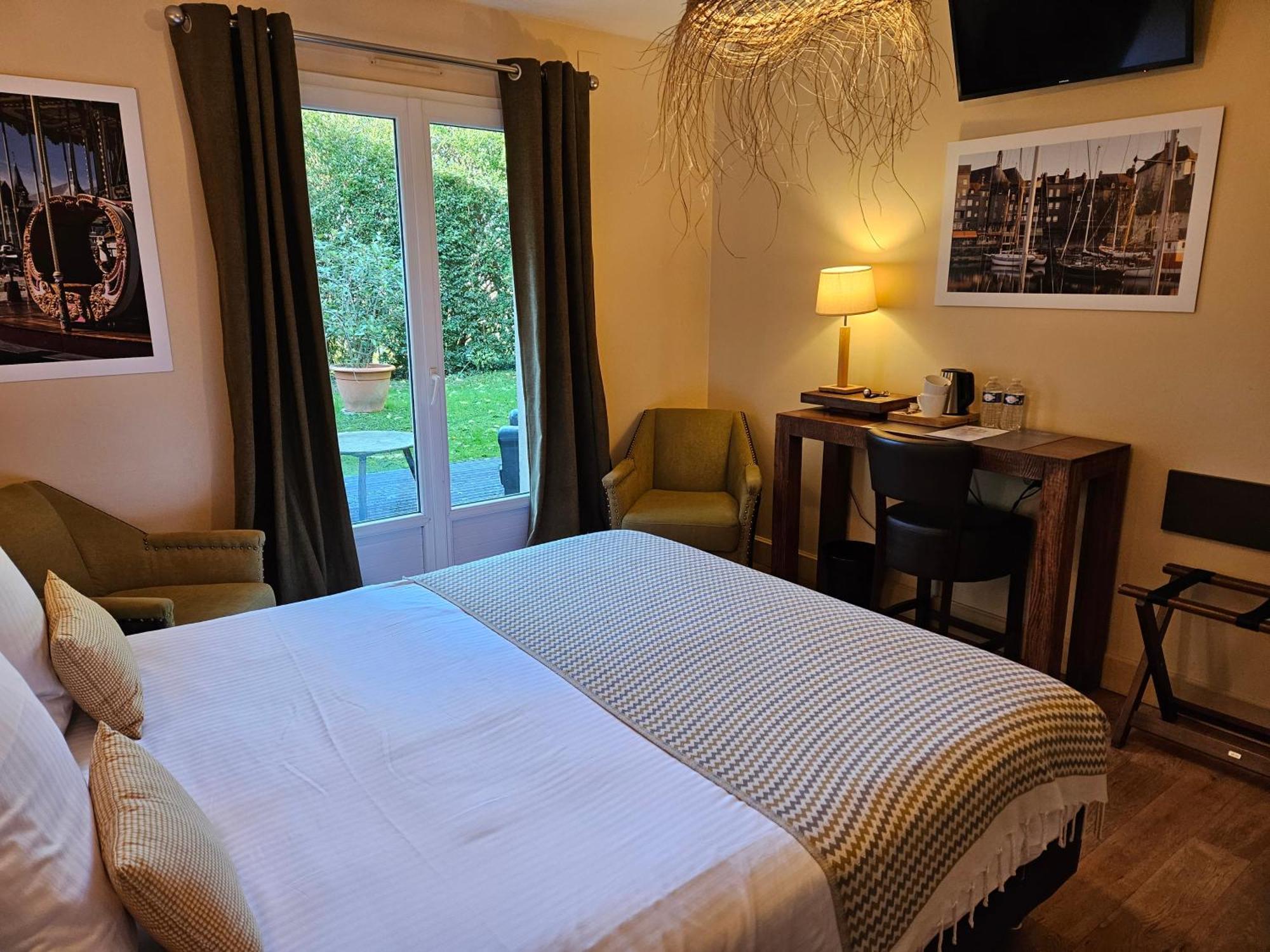 La Fraichette-Hotel & Spa La Rivière-Saint-Sauveur エクステリア 写真