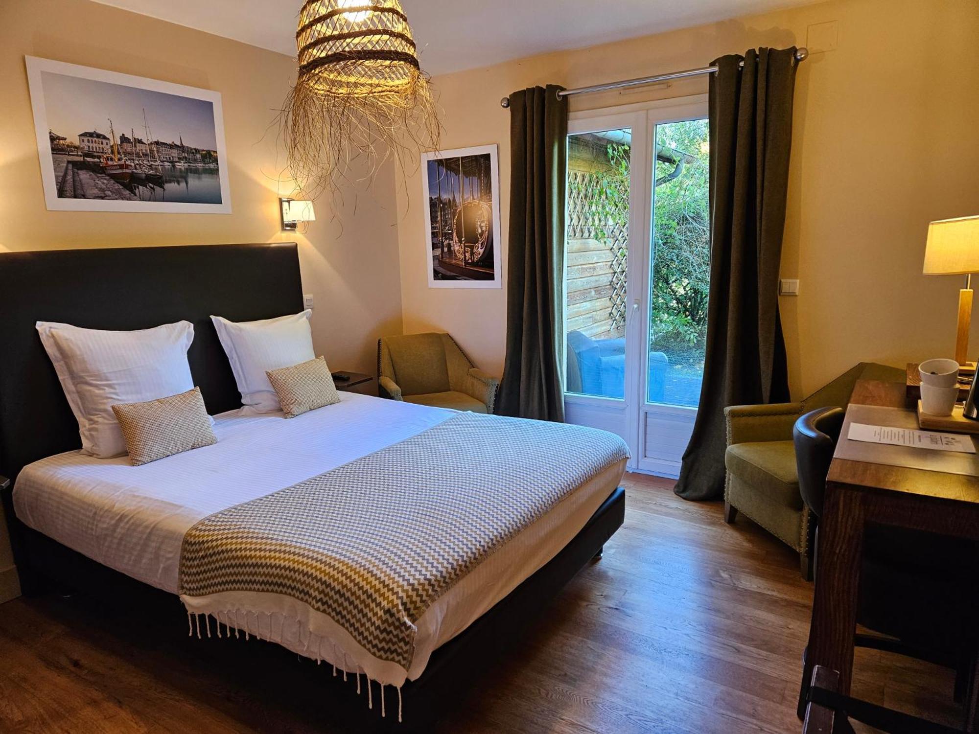 La Fraichette-Hotel & Spa La Rivière-Saint-Sauveur エクステリア 写真